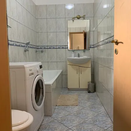 Hunor Hortenzia アパート