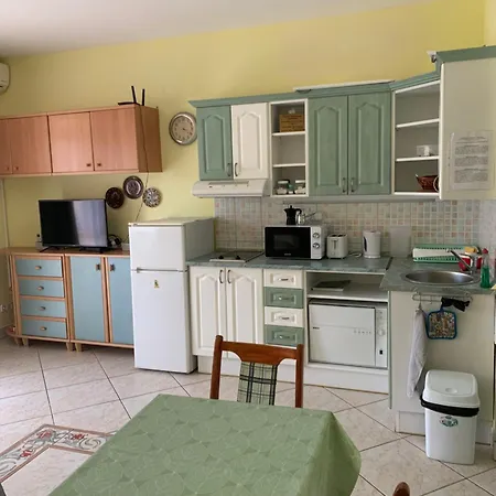 Hunor Hortenzia Lägenhet *